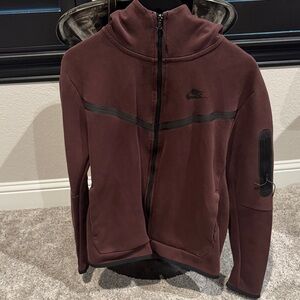 Nike Men's Dark Brown Performance Jacket